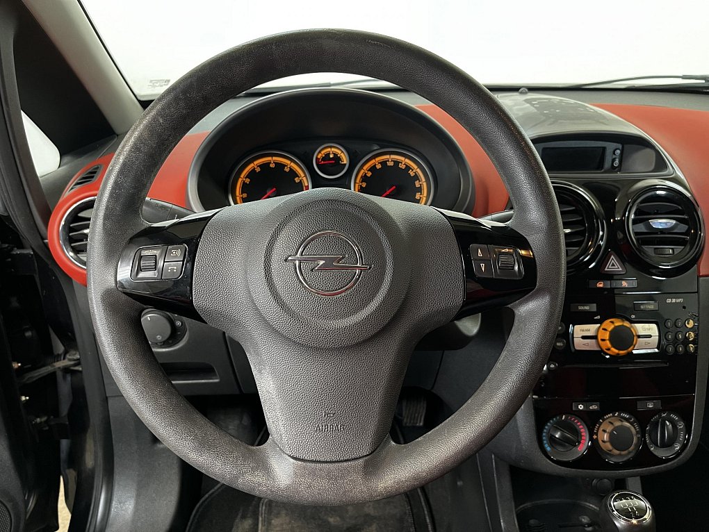 Opel Corsa 1.6i 