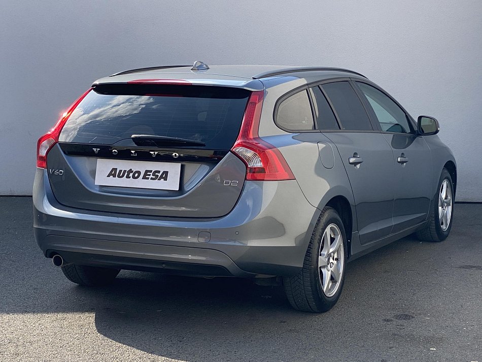 Volvo V60 2.0 D2 