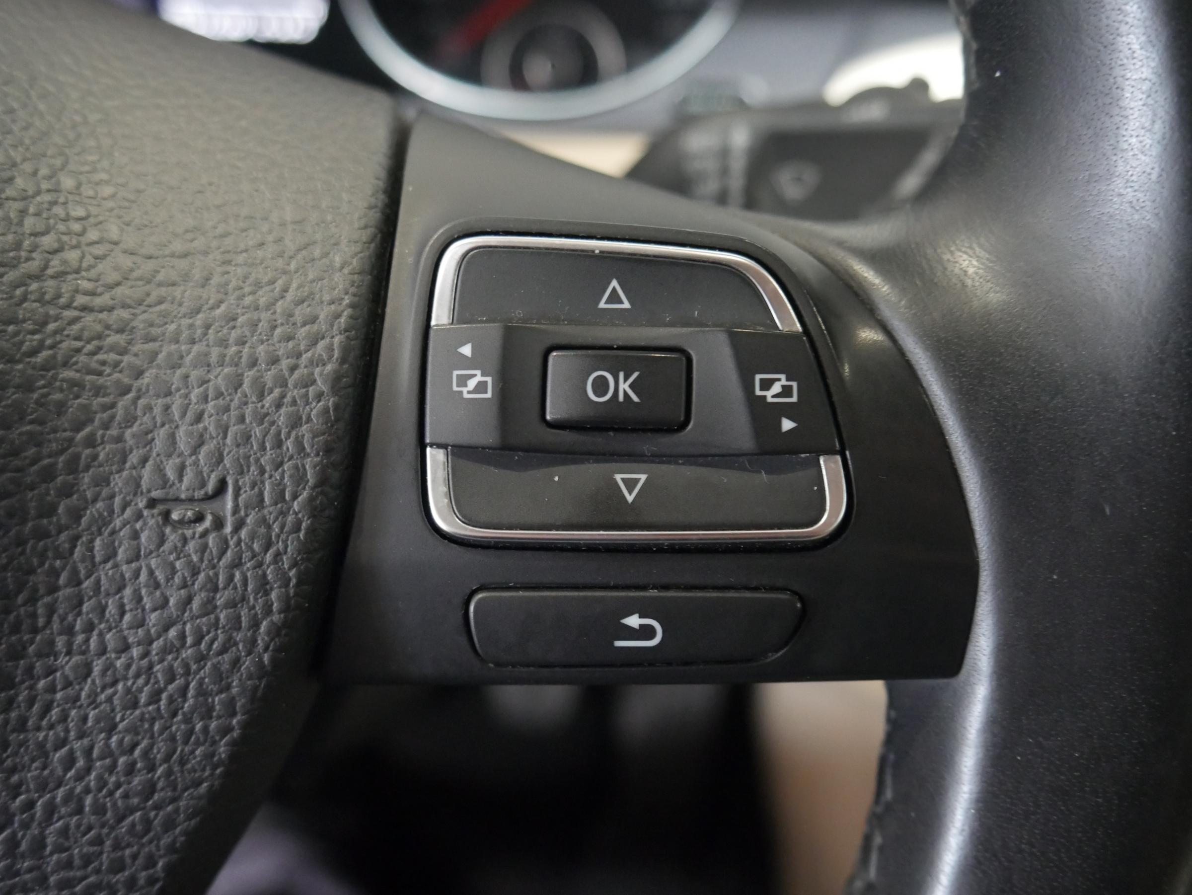 Volkswagen Passat, 2013 - pohled č. 15