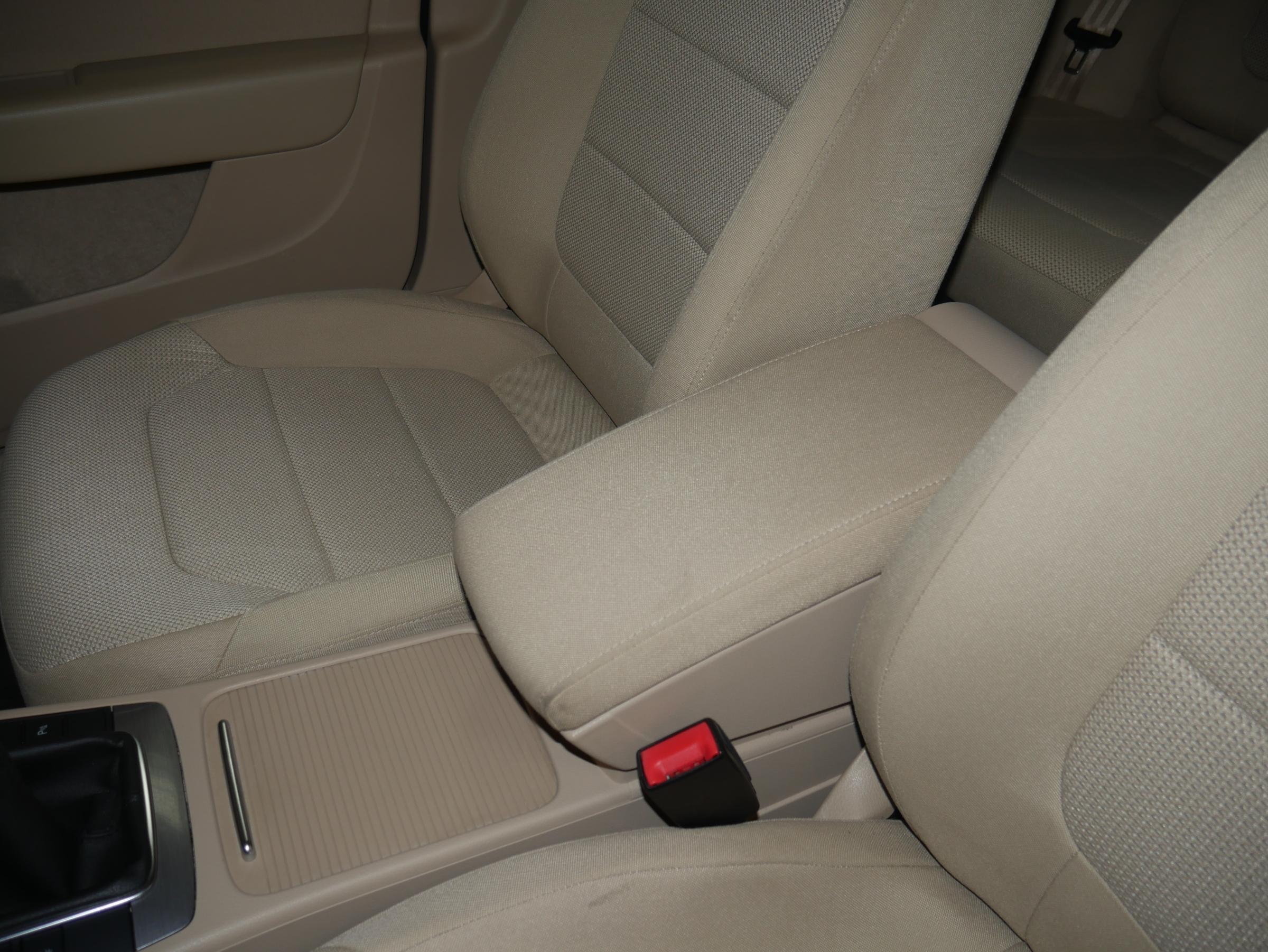 Volkswagen Passat, 2013 - pohled č. 22