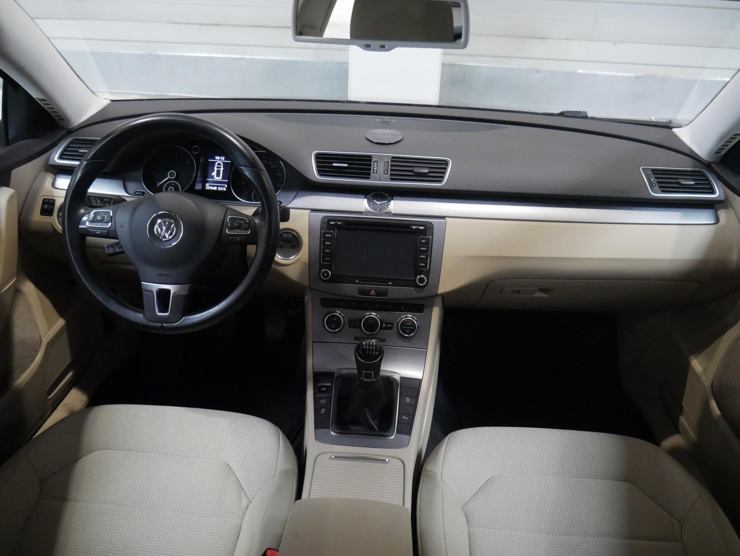 Volkswagen Passat, 2013 - pohled č. 8