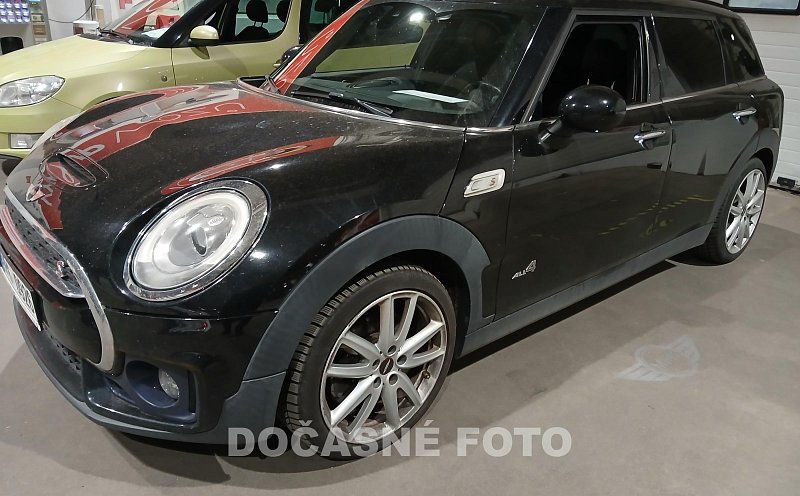 Mini Clubman 2.0. 