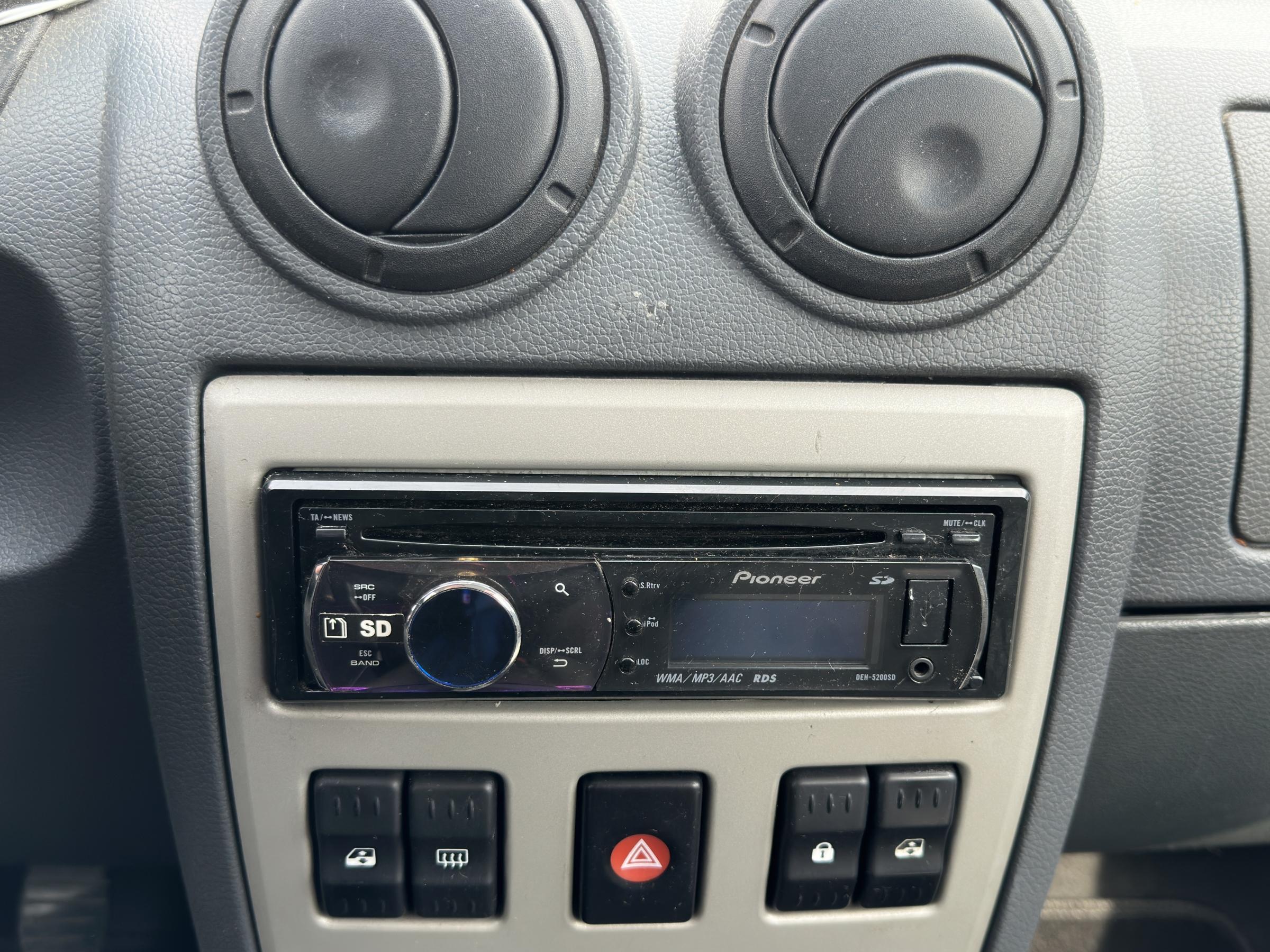 Dacia Logan, 2010 - pohled č. 12