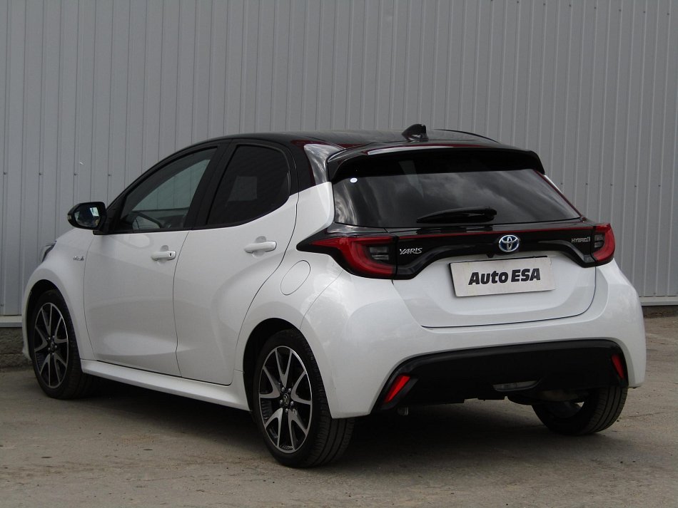 Toyota Yaris 1.5 e-CVT Style