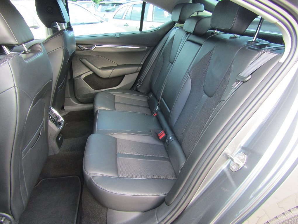 Škoda Octavia IV 2.0TDi Style