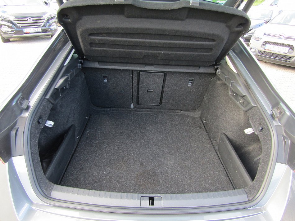 Škoda Octavia IV 2.0TDi Style