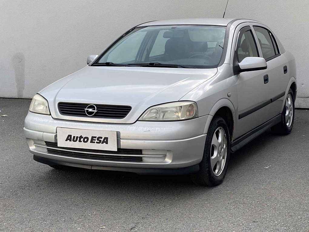 Opel Astra 1.6i 