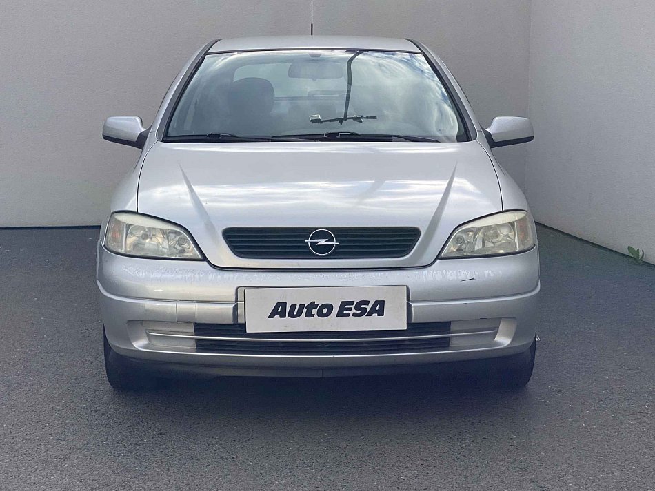 Opel Astra 1.6i 