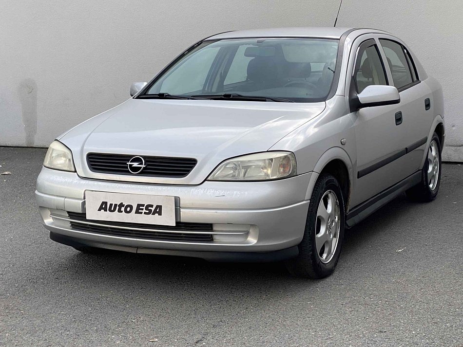 Opel Astra 1.6i 