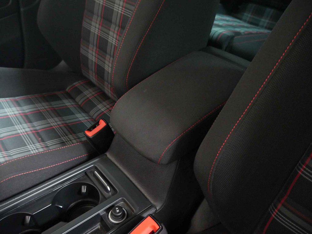 Volkswagen Golf 2.0 TSi GTi