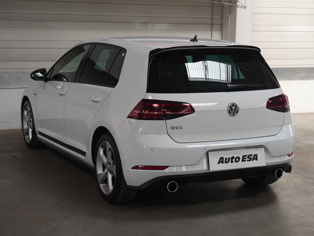 Volkswagen Golf 2.0 TSi GTi