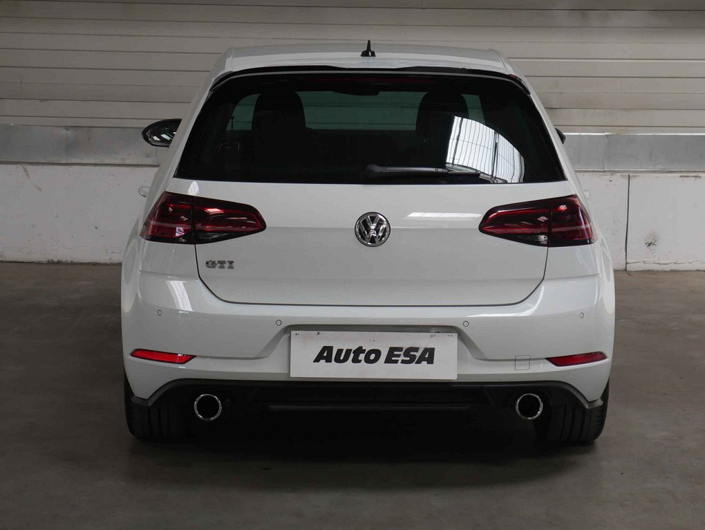 Volkswagen Golf 2.0 TSi GTi