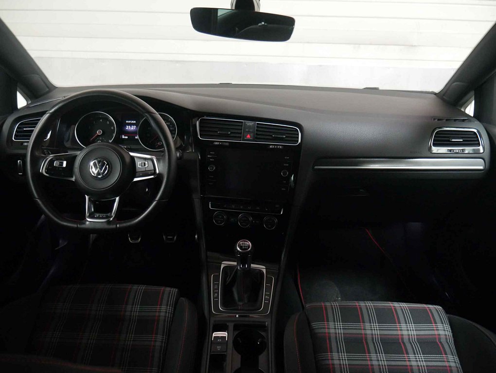 Volkswagen Golf 2.0 TSi GTi