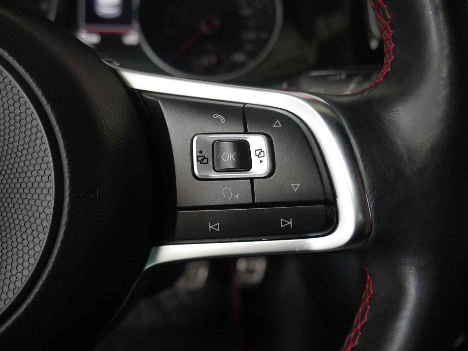 Volkswagen Golf 2.0 TSi GTi