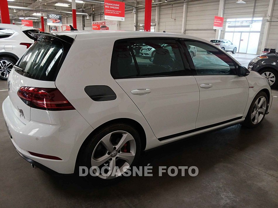 Volkswagen Golf 2.0 TSI  GTI