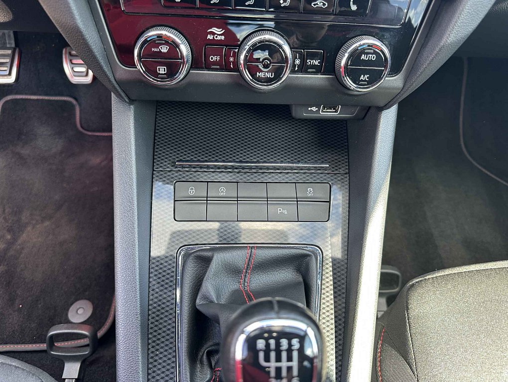 Škoda Octavia III 2.0 TSI RS