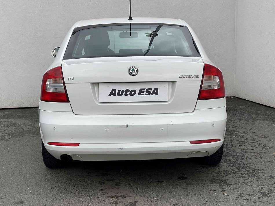 Škoda Octavia II 1.6 TDi Elegance