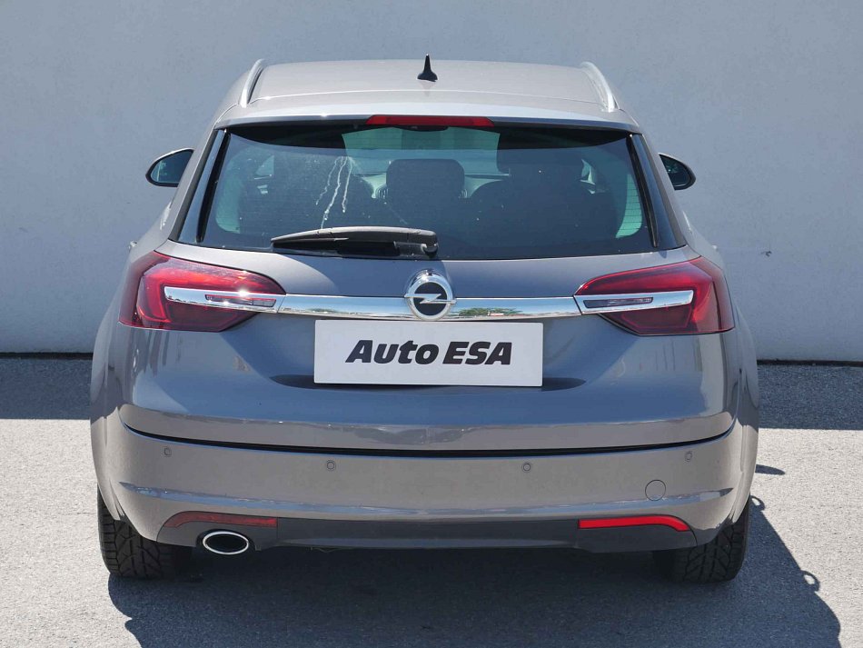 Opel Insignia 2.0 CDTi 