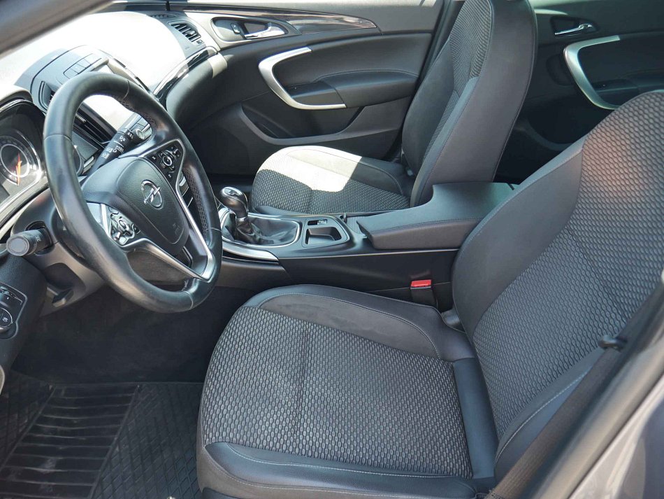 Opel Insignia 2.0 CDTi 