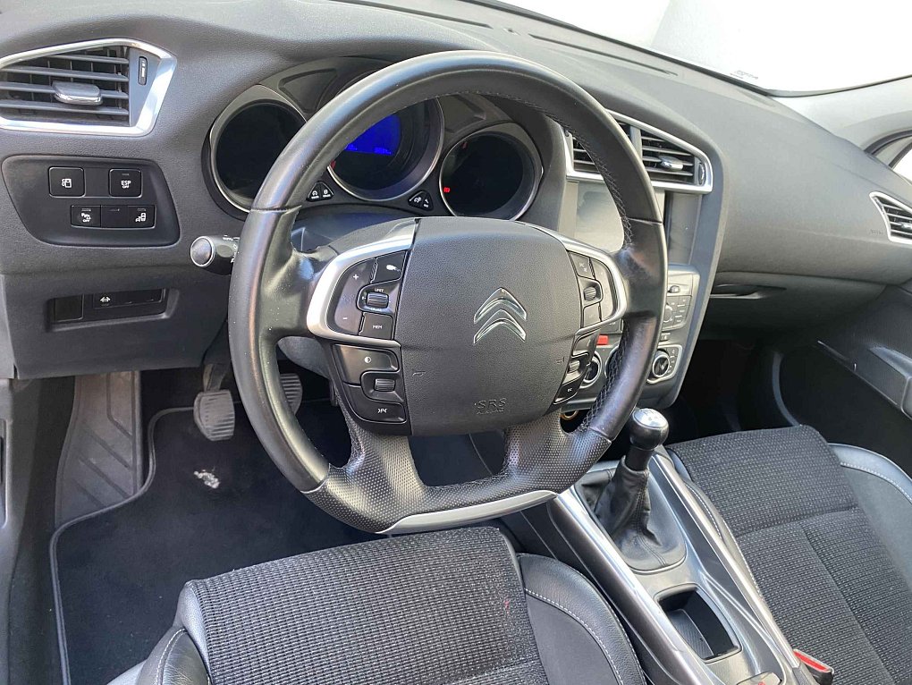 Citroën C4 1.6VTi 