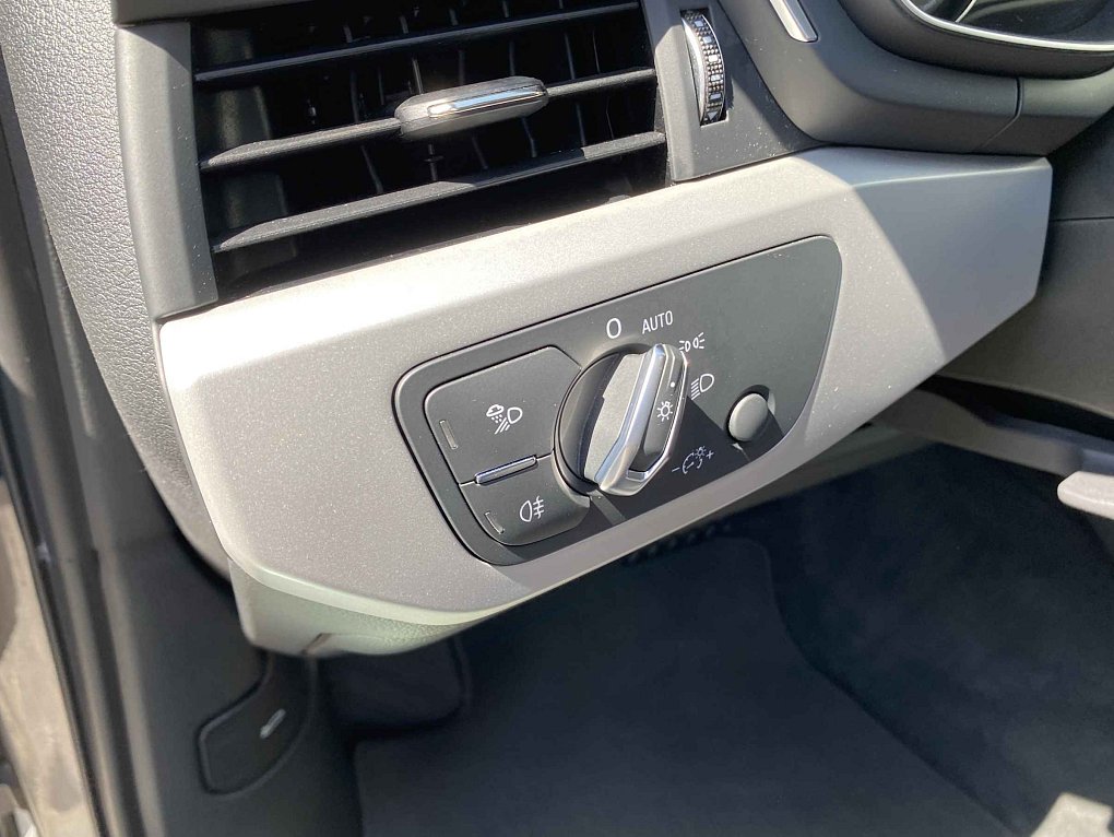Audi A4 2.0 TDi 