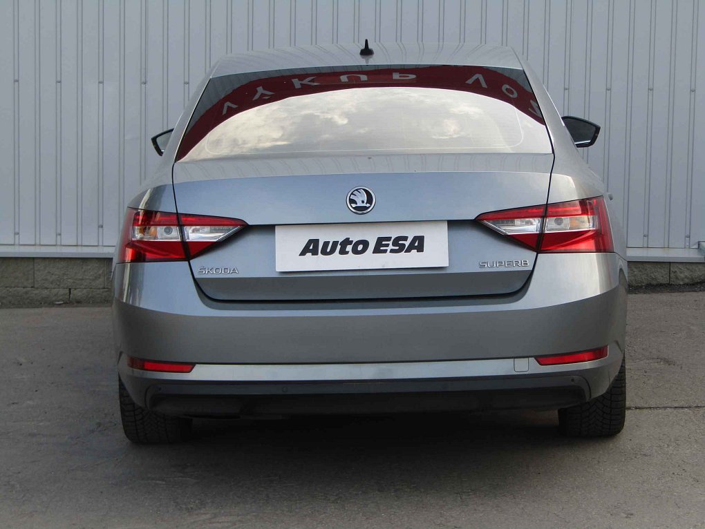 Škoda Superb 1.6 TDi Ambition