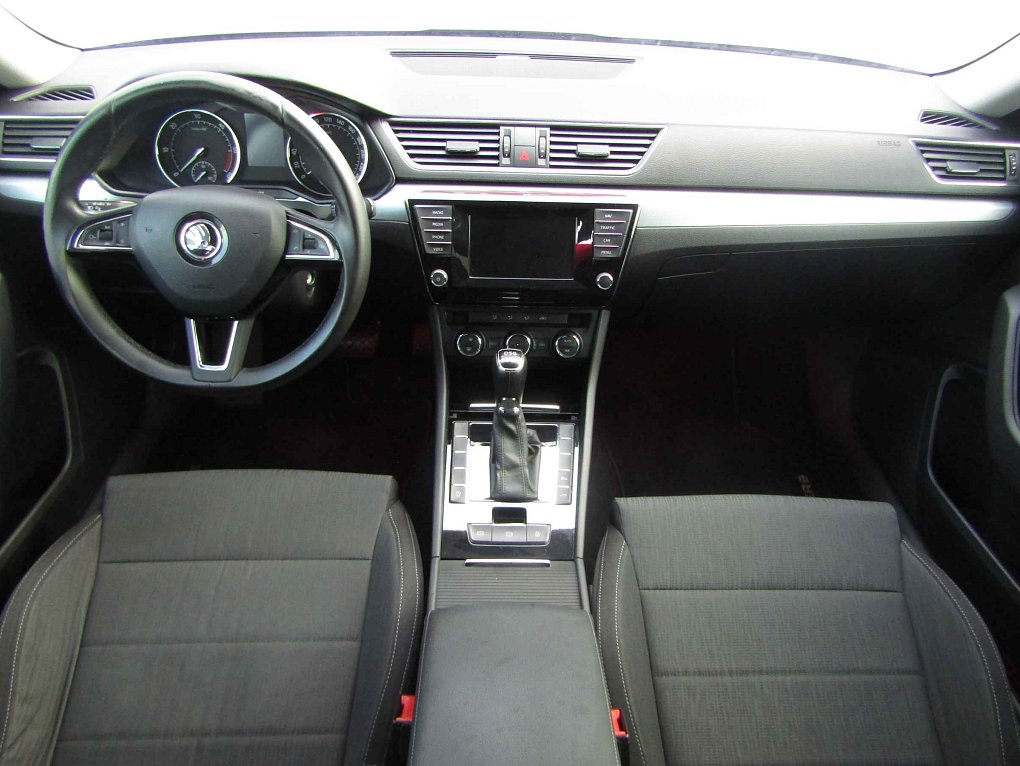 Škoda Superb 1.6 TDi Ambition