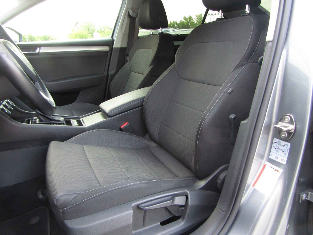 Škoda Superb 1.6 TDi Ambition