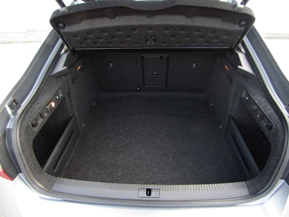 Škoda Superb 1.6 TDi Ambition