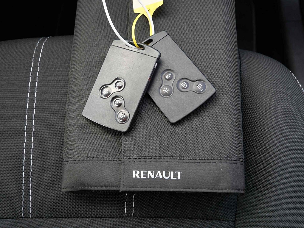 Renault Fluence 1.6 i 16V 
