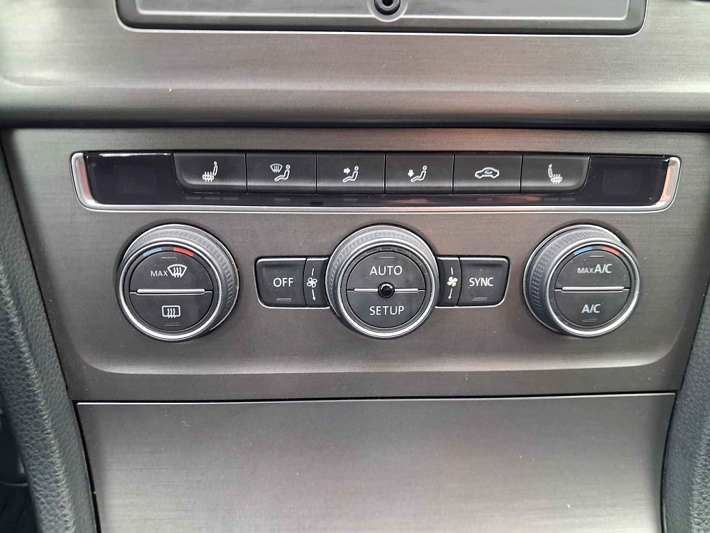 Volkswagen Golf 1.4 TSi Comfortline VII