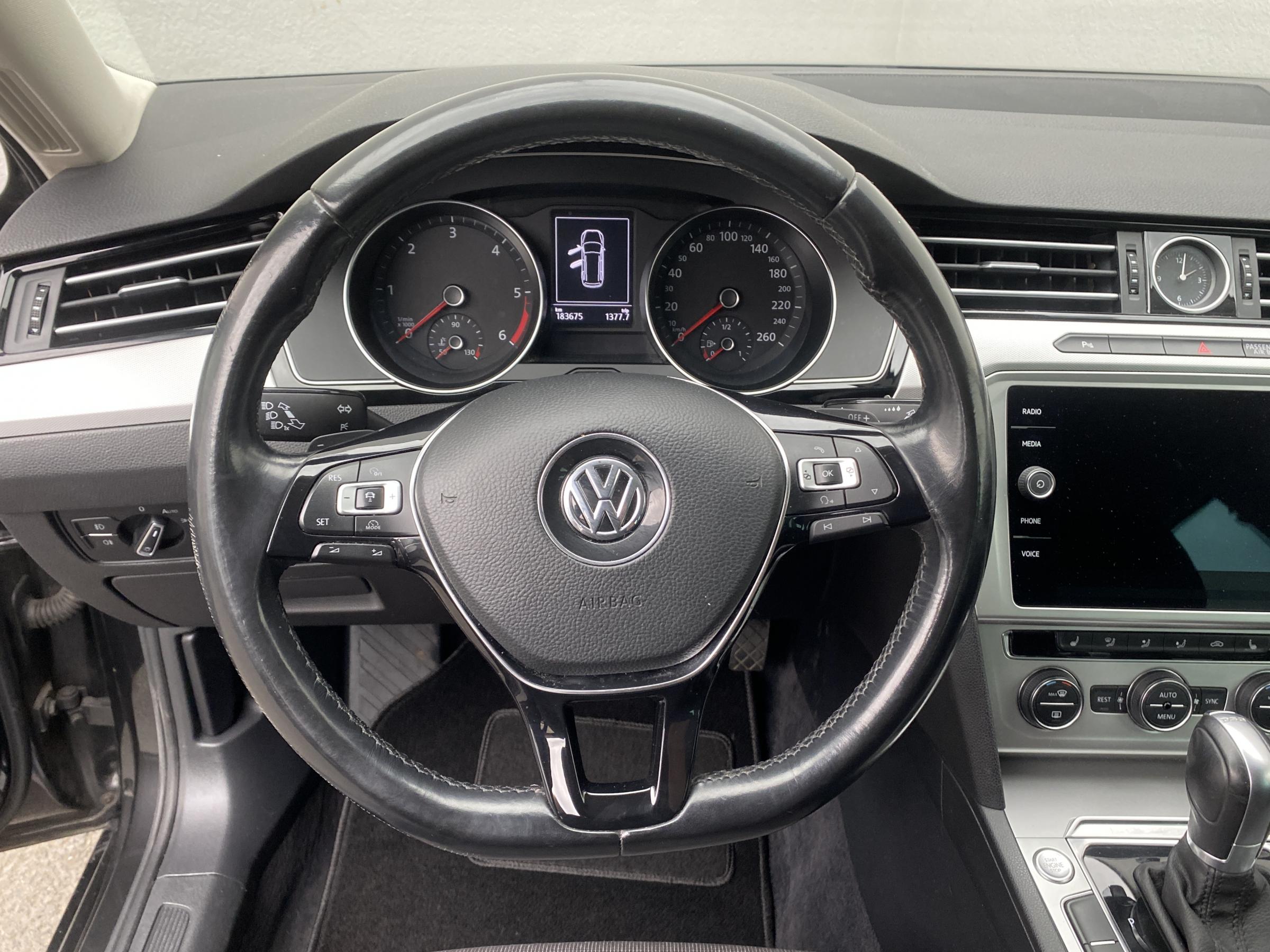Volkswagen Passat, 2018 - pohled č. 11