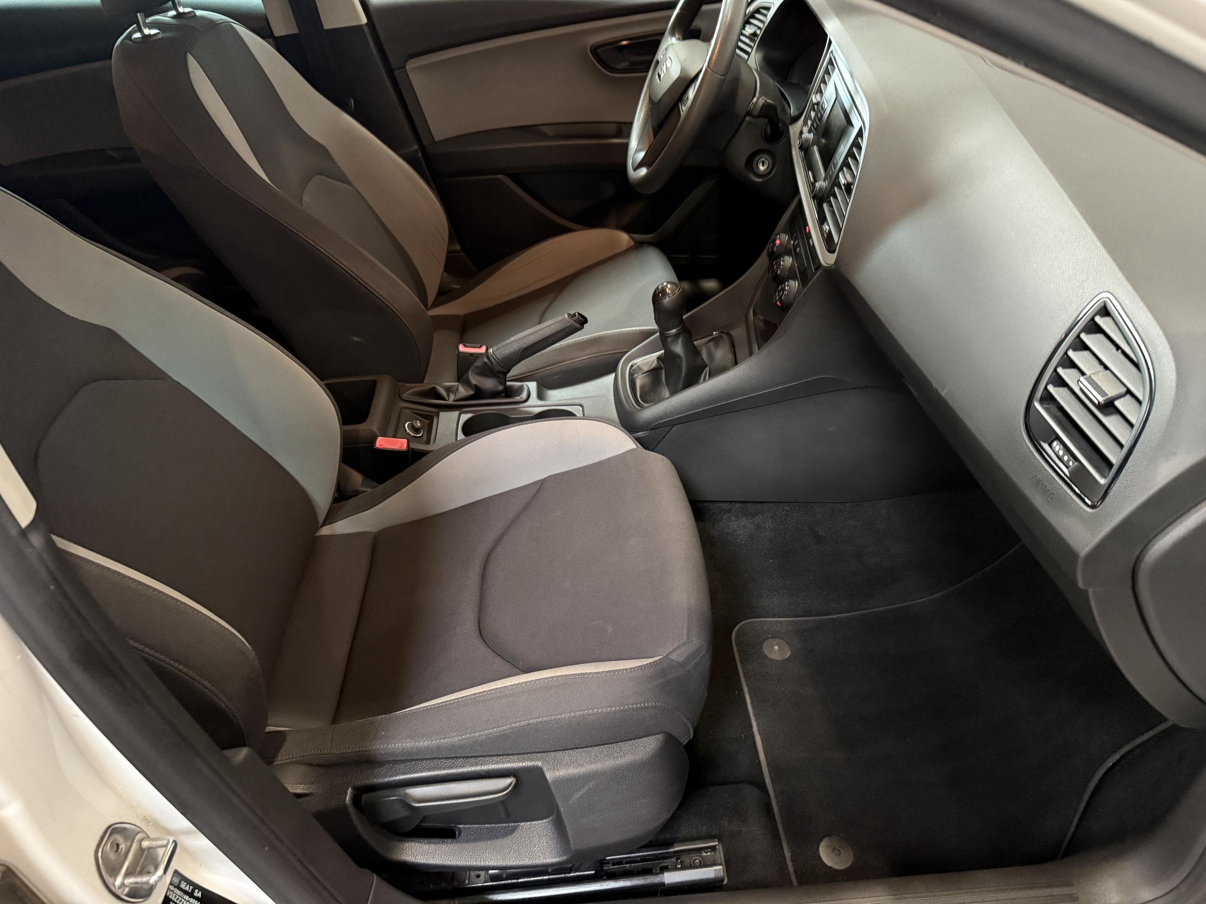 Seat Leon, 2014 - pohled č. 12