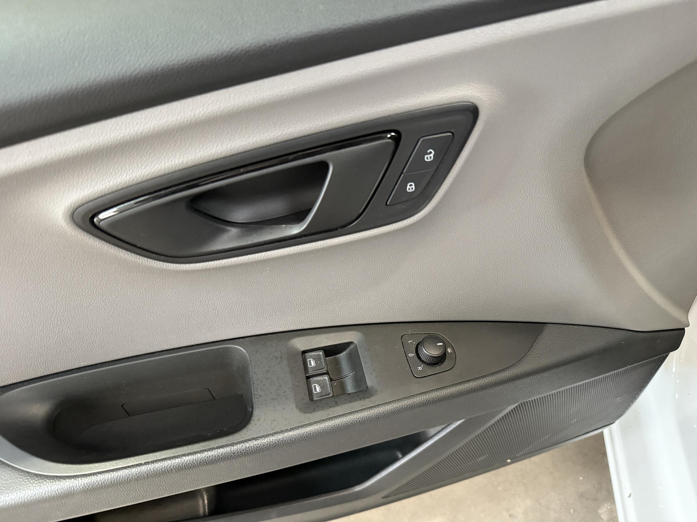 Seat Leon, 2014 - pohled č. 14