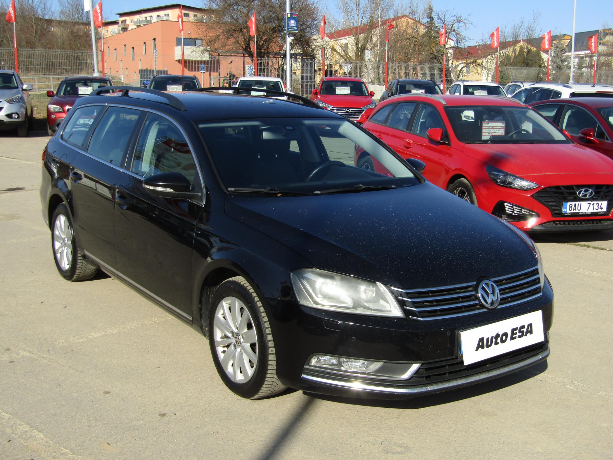Volkswagen Passat, 2012 - celkový pohled