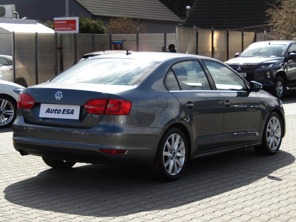 Volkswagen Jetta 1.6 TDi 