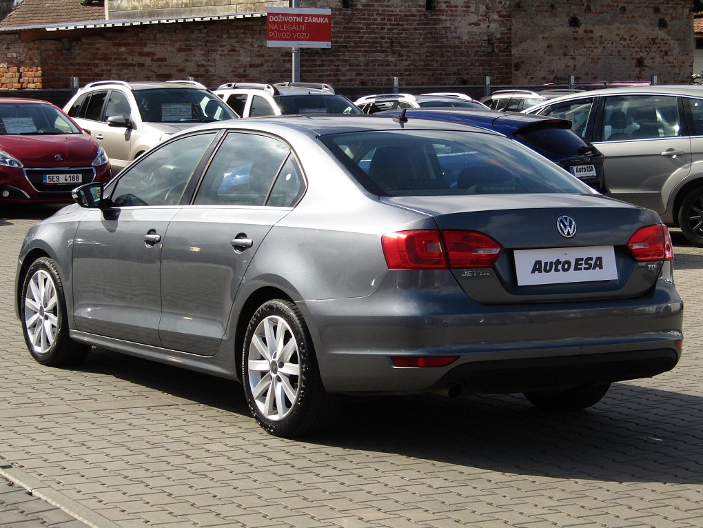 Volkswagen Jetta 1.6 TDi 