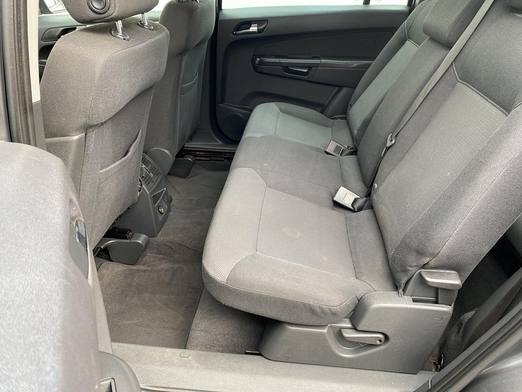 Opel Zafira 1.7 CDTi Edition111 7míst