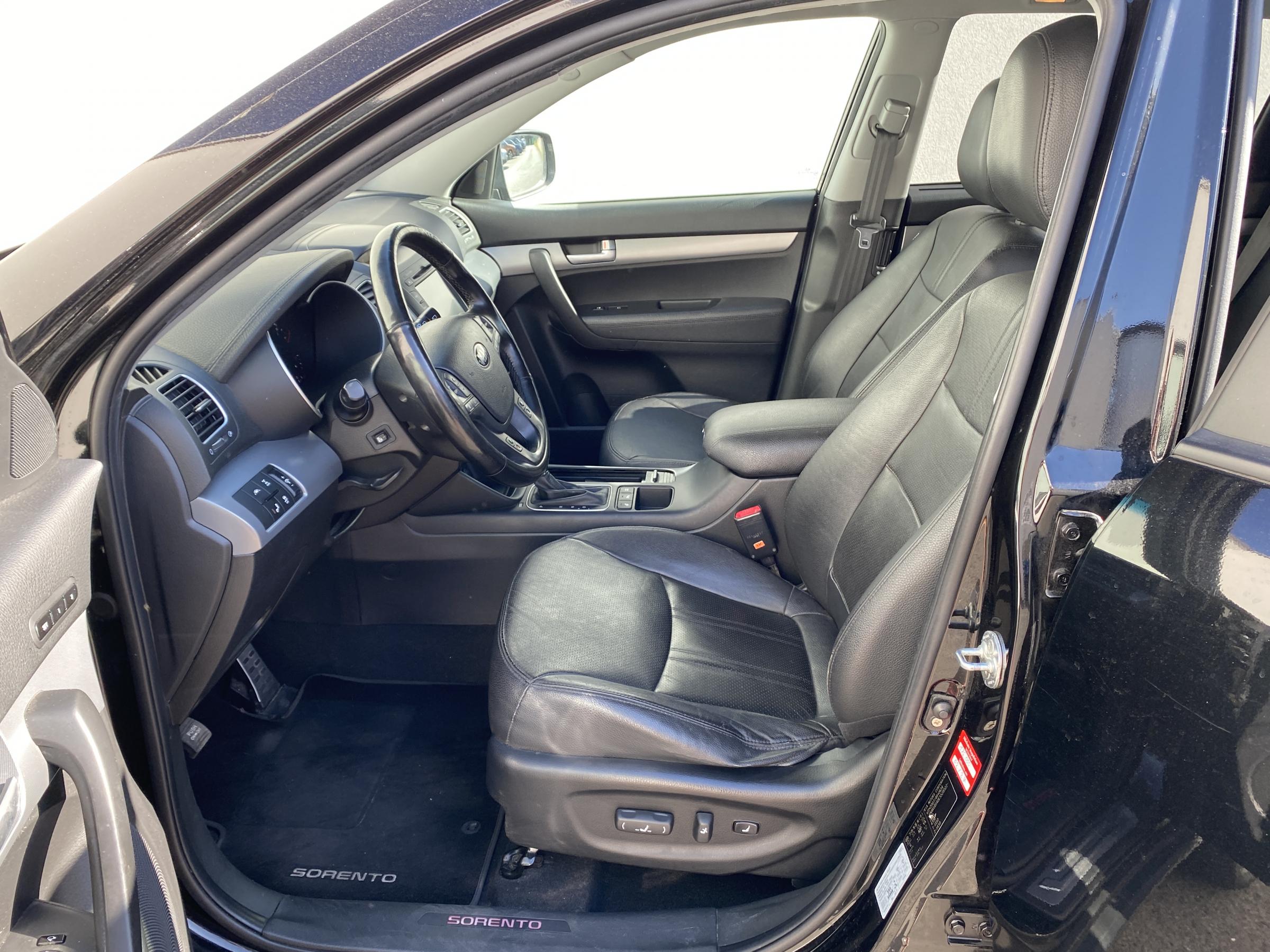 Kia Sorento, 2014 - pohled č. 13