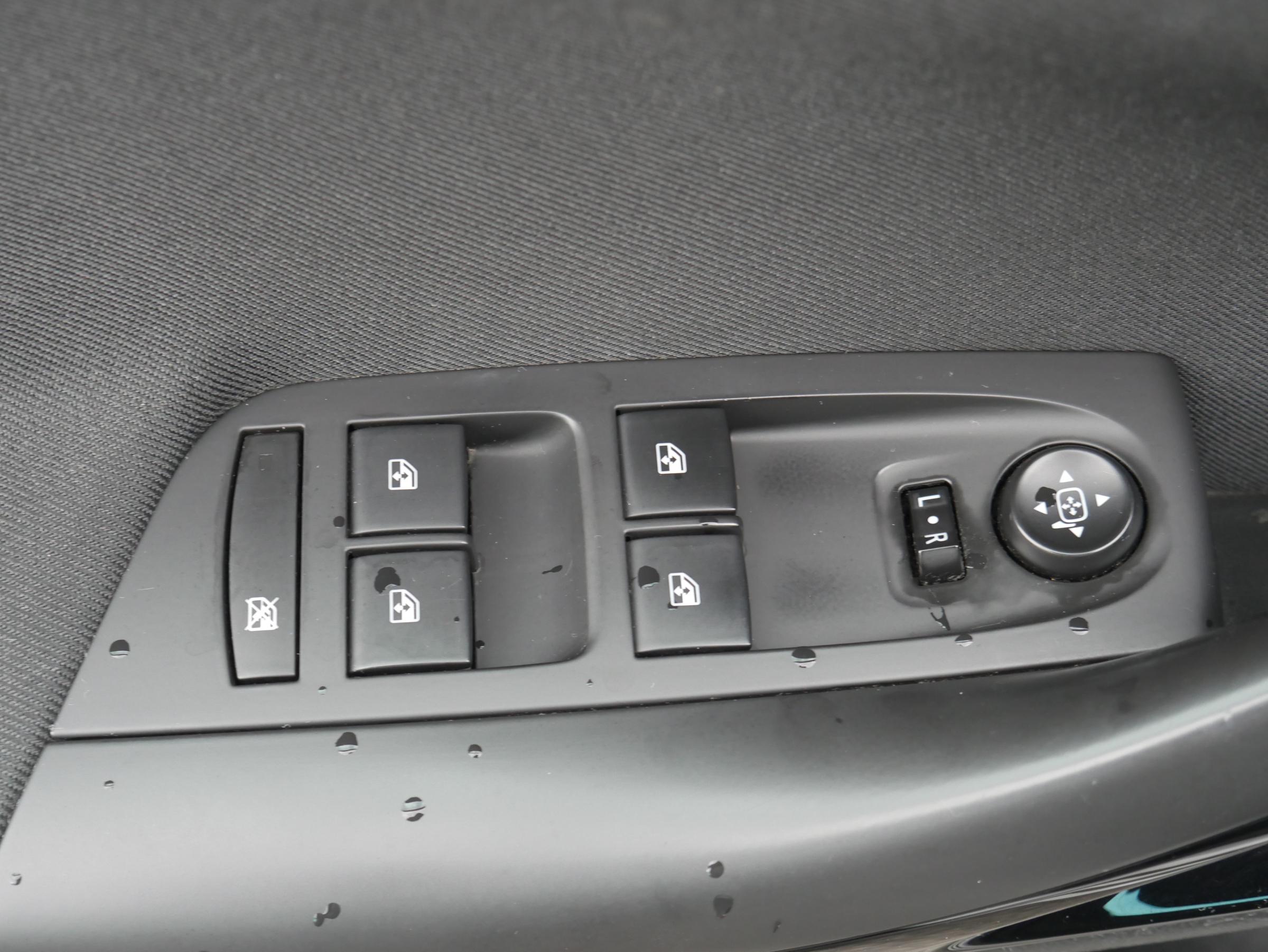 Opel Astra, 2016 - pohled č. 17