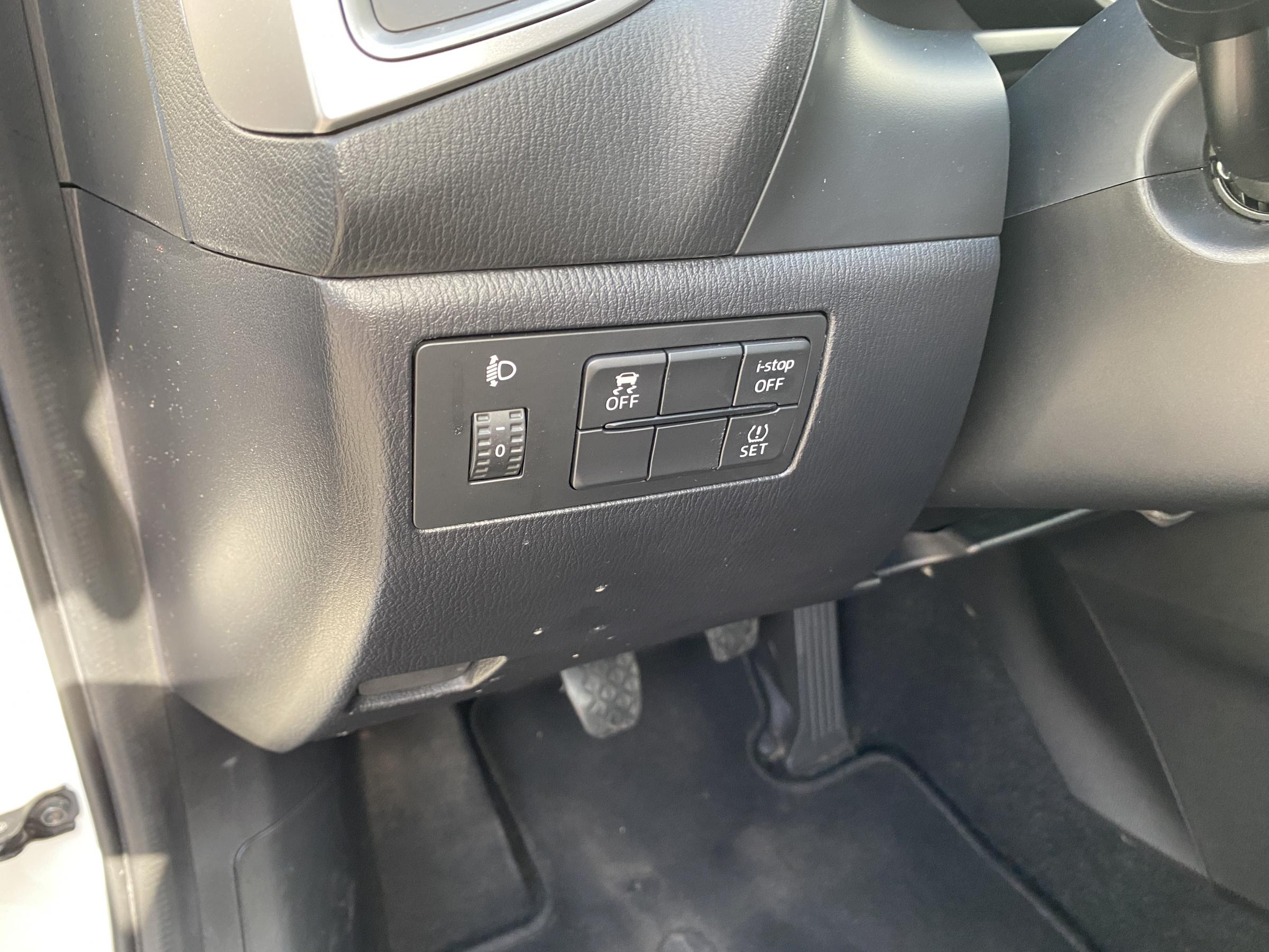 Mazda 3, 2018 - pohled č. 16