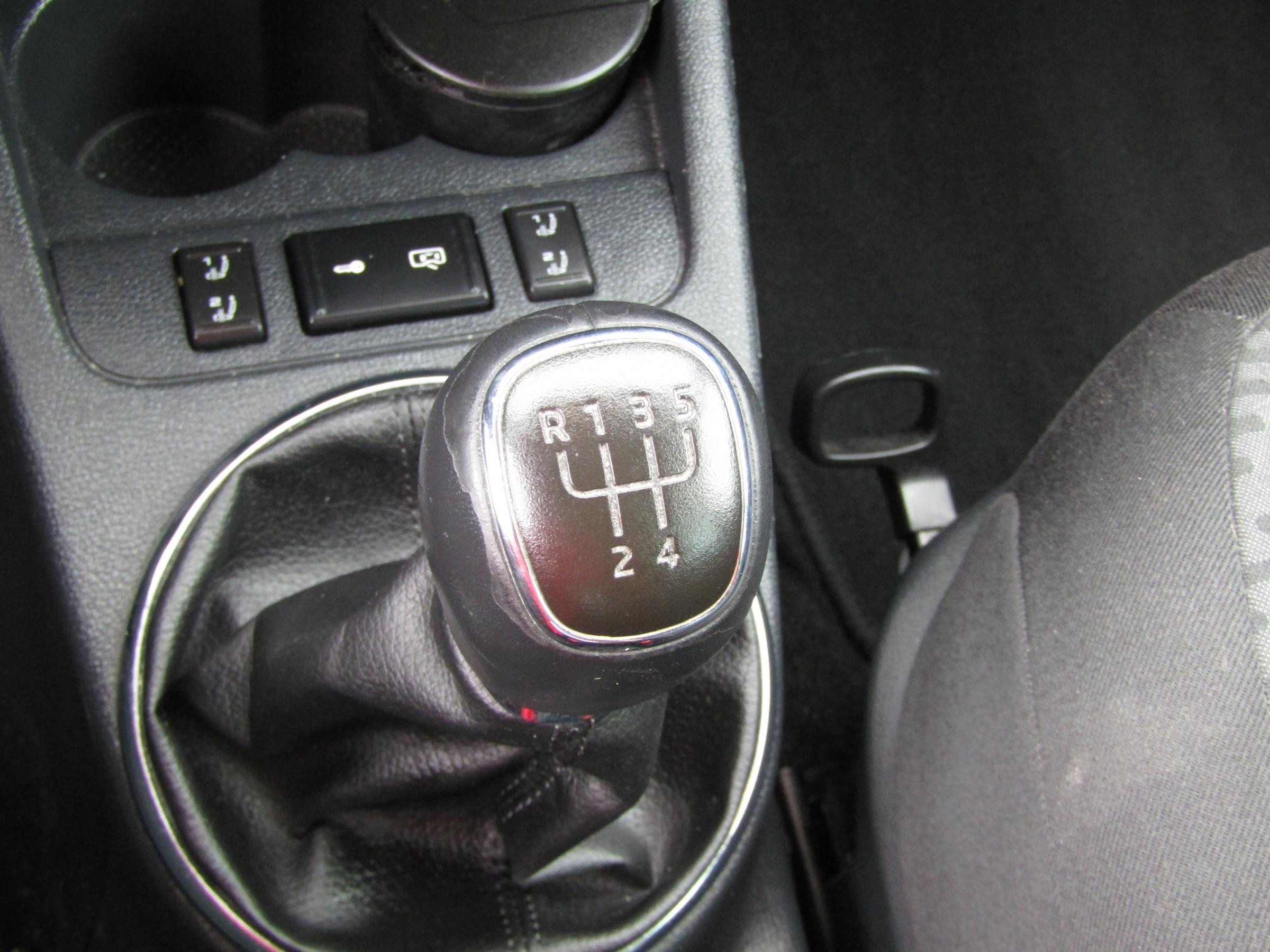 Škoda Fabia II, 2014 - pohled č. 20