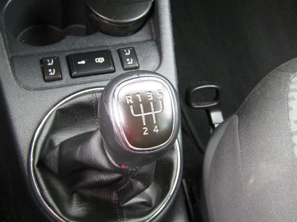 Škoda Fabia II 1.2 TSi Ambition