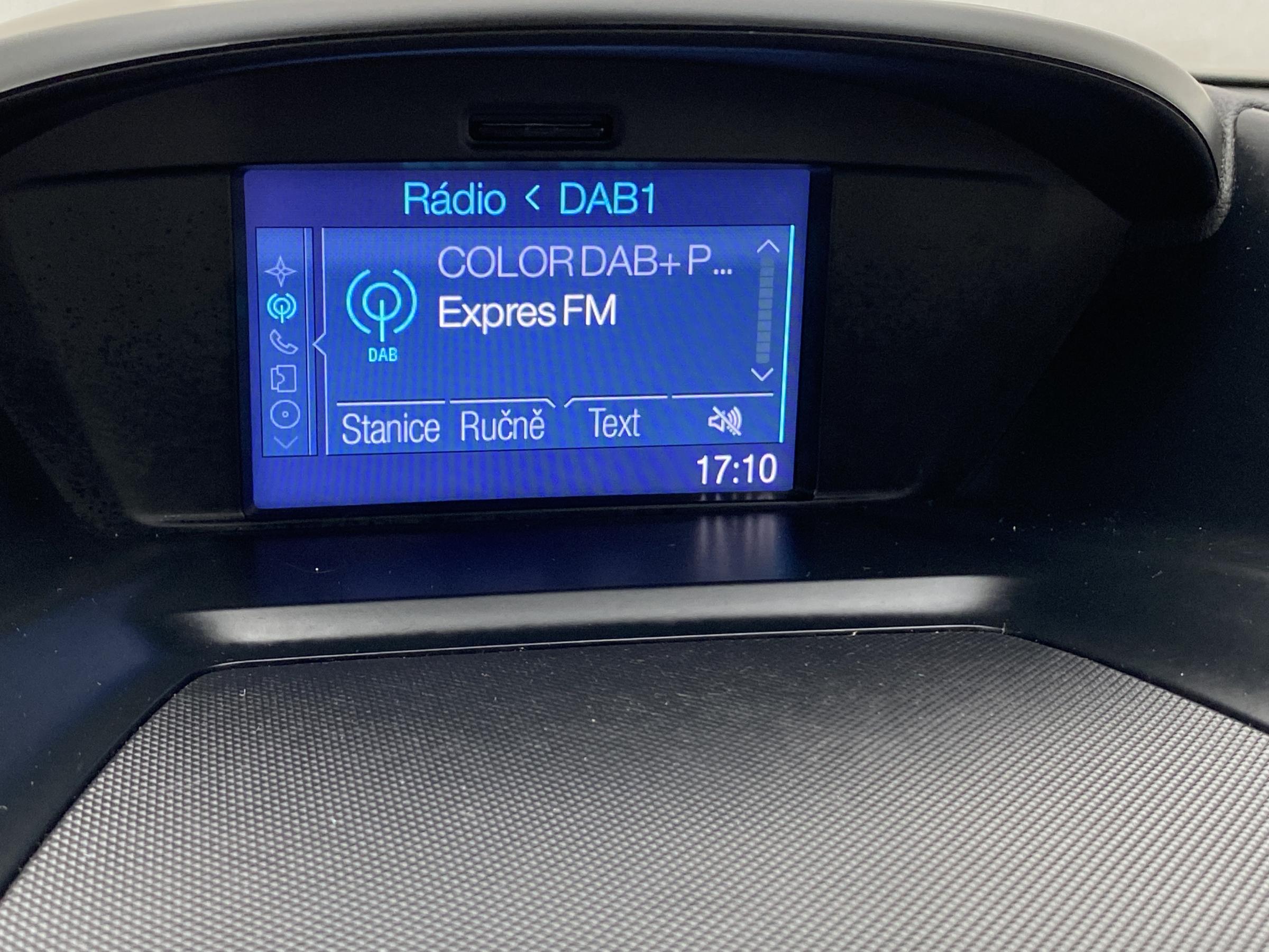 Ford Kuga, 2014 - pohled č. 18