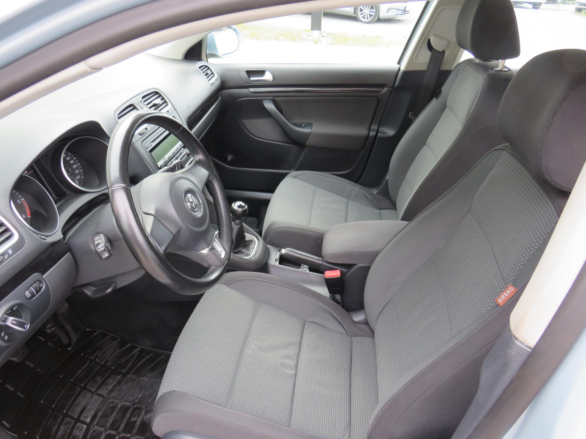 Volkswagen Golf, 2011 - pohled č. 10