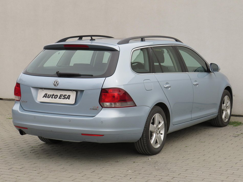 Volkswagen Golf 1.6 TDi 