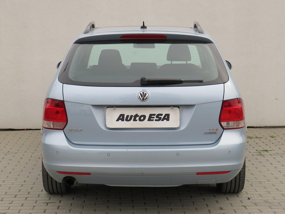 Volkswagen Golf 1.6 TDi 