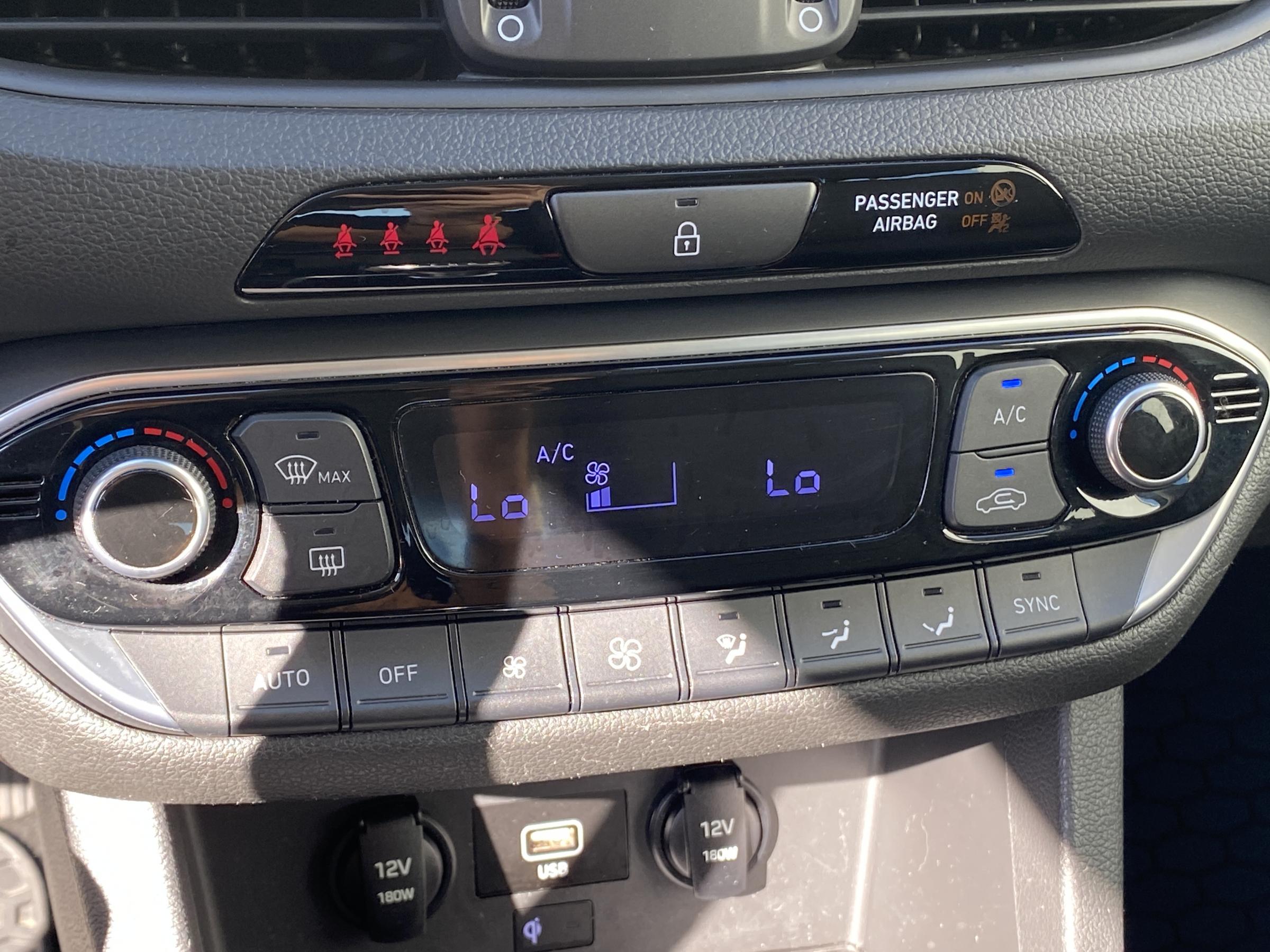 Hyundai i30, 2021 - pohled č. 15