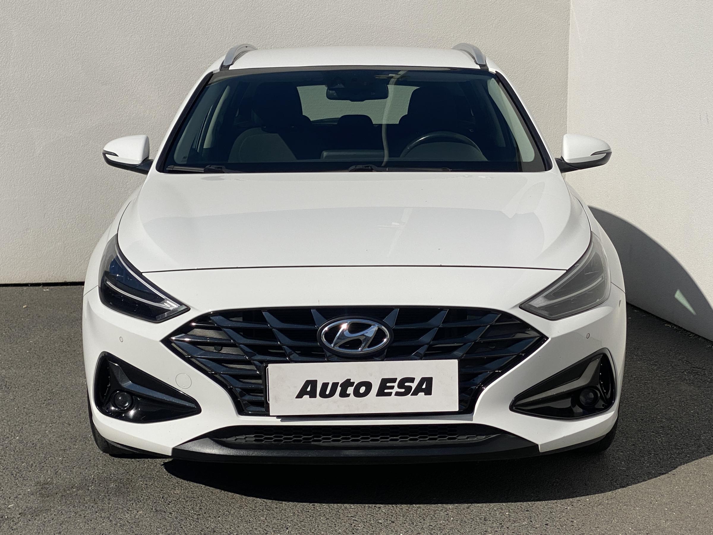 Hyundai i30, 2021 - pohled č. 2