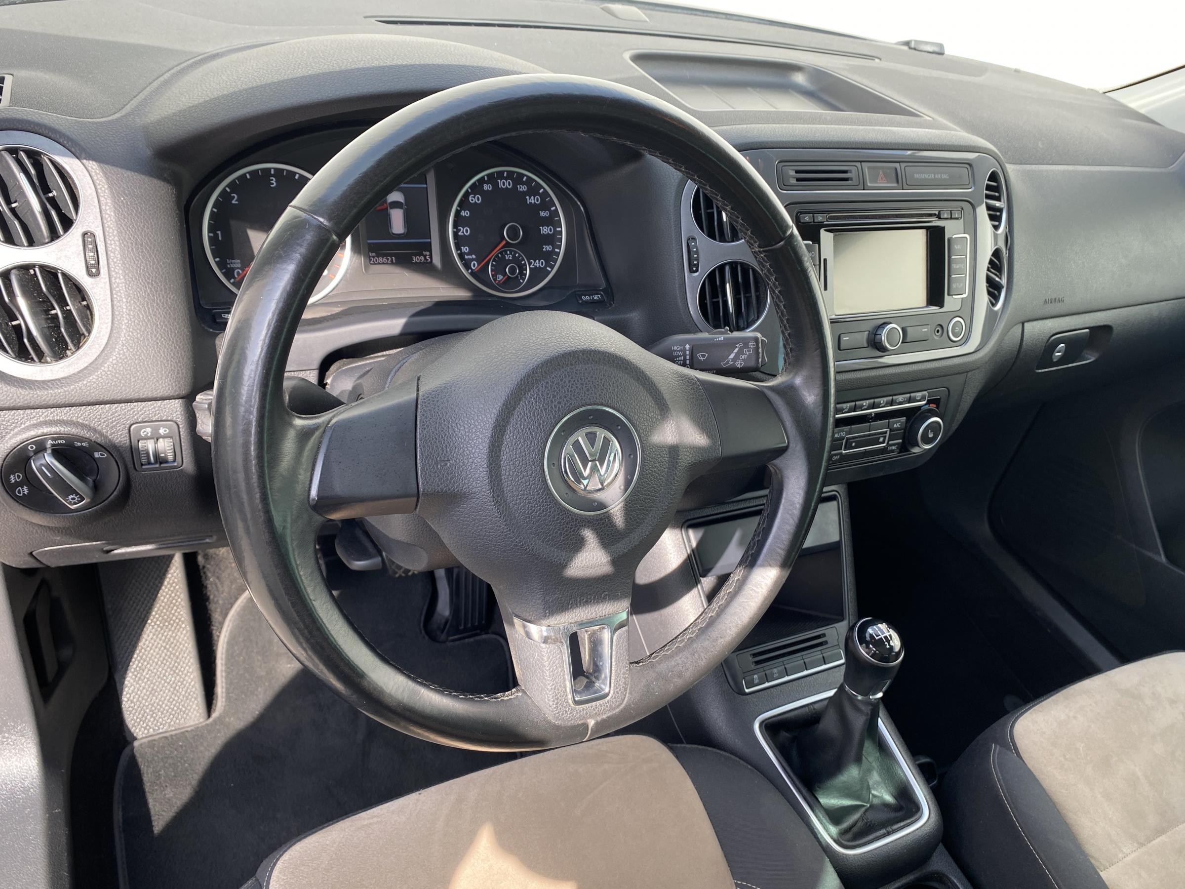 Volkswagen Tiguan, 2013 - pohled č. 13
